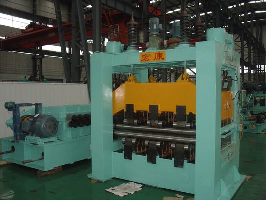 Ηλεκτρονική γραμμή παραγωγής CNC για την εξισορρόπηση και την κοπή πλακών από ανοξείδωτο χάλυβα