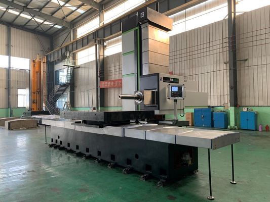 900mm Ταξίδι Τραπέζι HONGKANG CNC οριζόντια τρυπαντική μηχανή για εύκολη λειτουργία