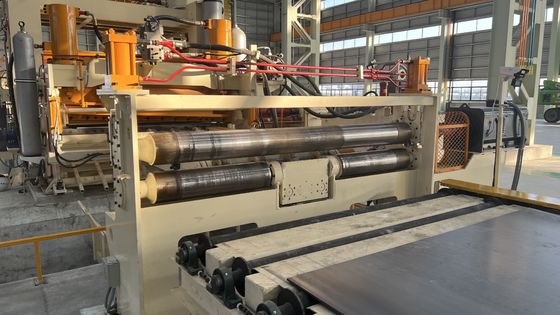 3 mm-12 mm-2000 mm Διατομή κινητής γραμμής κοπής για την αφαίρεση καυτών κυλίνδρων από χάλυβα