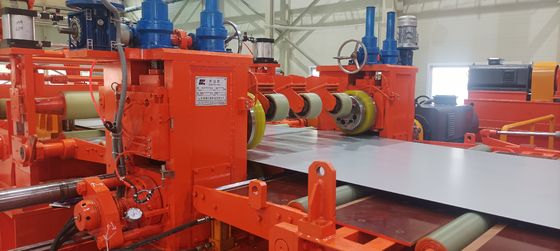 20-40 m/min Ταχύτητα κοπής 1550 mm Ψυχρό κύλιση Flying Shear για 0,25 mm-2,3 mm Metal Coil Slitting