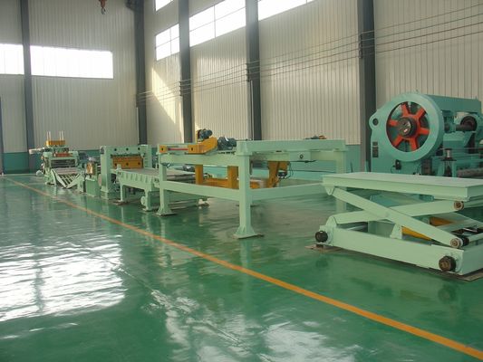 Μηχανή εξισορρόπησης και επανέλιξης σιδηροτροχιάς βάρους 70 kg για την επεξεργασία φύλλων μετάλλου