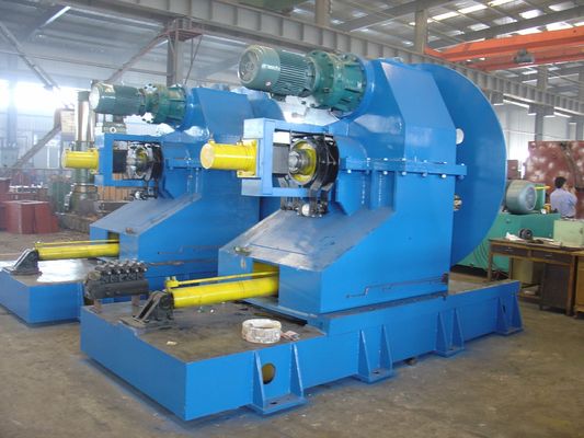 Ελεγχόμενο από PLC άνοιγμα κυλίνδρων από χάλυβα, ευθυγράμμιση, κοπή και επανακυλίνδρωση για την έξοδο