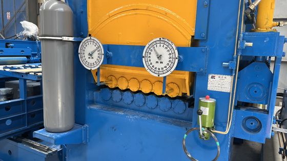 Αυτόματη μηχανή κοπής ατσάλινου κυλίνδρου με ανταγωνιστική