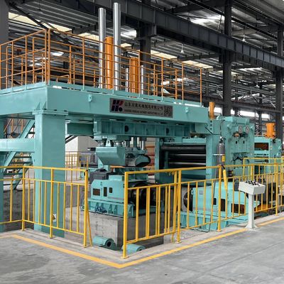 Ατσάλι αδιάβροχο κυλίνδρους Uncoiling ισοπέδωση Shearing Stacking Line για ομαλή λειτουργία