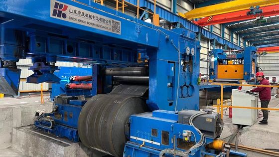 730KW γραμμή παραγωγής ξετυλίγματος φύλλου μετάλλου και ισοπέδωσης για μακρά διάρκεια ζωής