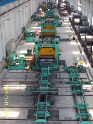 12000 mm πλάτος κοπής ατσάλινης τροχιάς Uncoiling ισοπέδωση κινητή γραμμή παραγωγής δέρματος